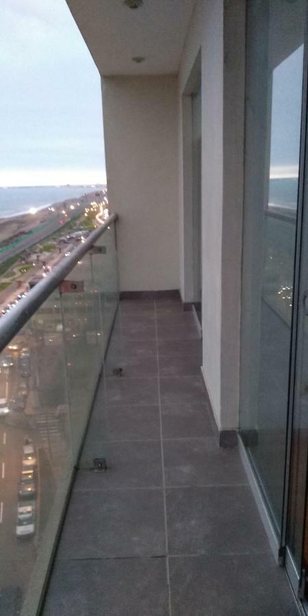 Beachfront Condo San Miguel Lima Exteriör bild